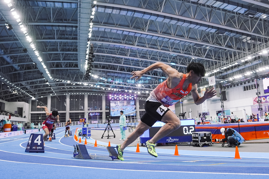 体育竞技场面精彩绝伦，精彩不断()