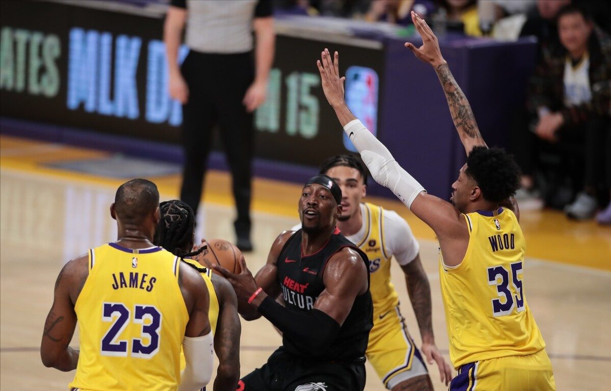 法兰克福再度陷入困境，急需全队反思()