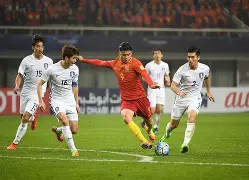 恒大挑战国安，谁能夺得重要的三分？()