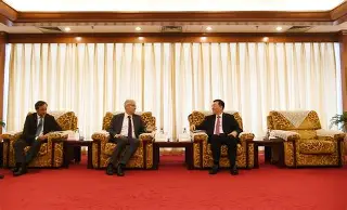 塞拉认可博努奇领导能力，尤文图斯后卫当之无愧(尤文图斯的主力阵容)