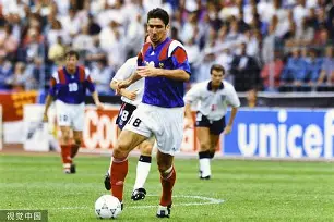 欧洲足坛豪门交锋，胜利之路究竟属于哪支球队()