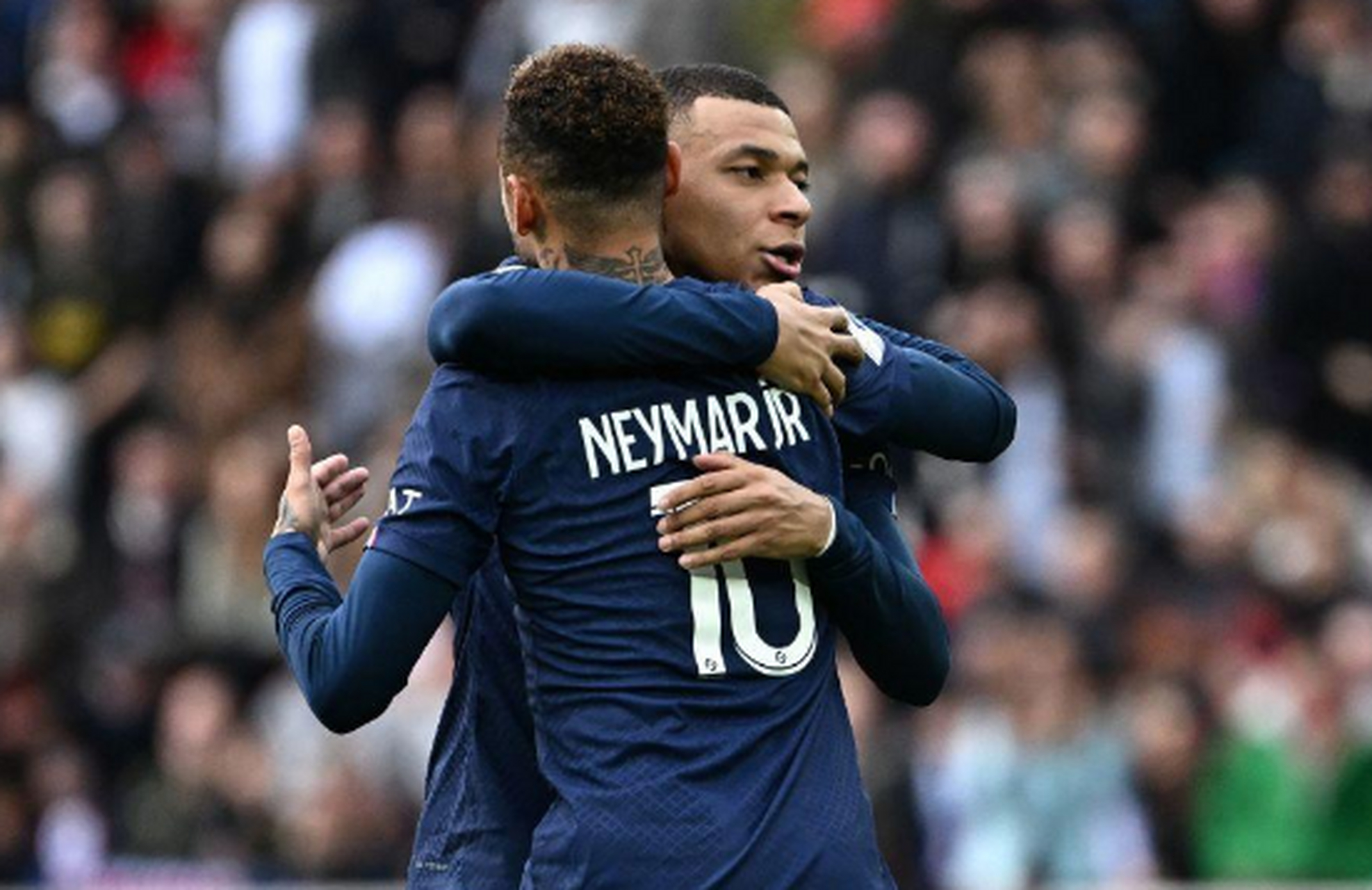 意大利豪门将与法国球队争夺胜势()