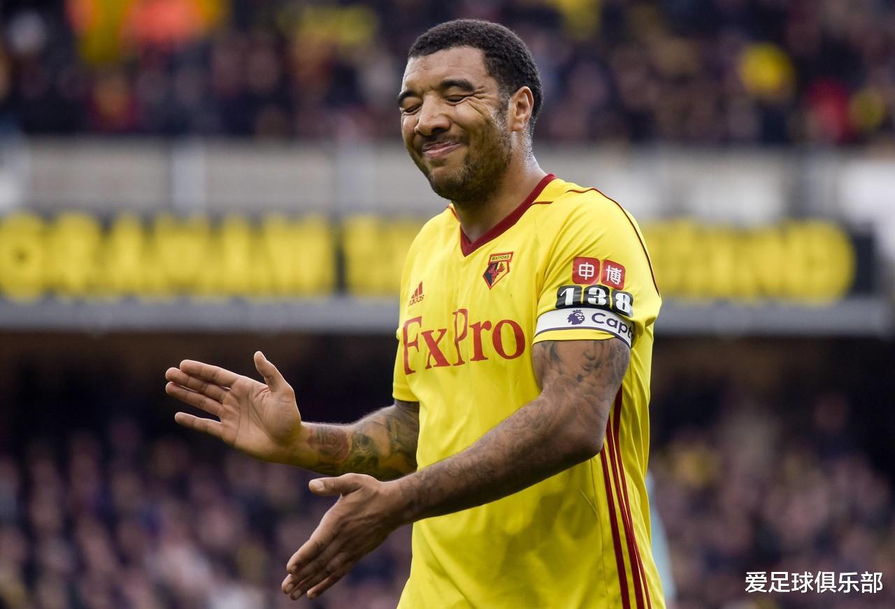 热刺客场战平沃特福德，保持不败()